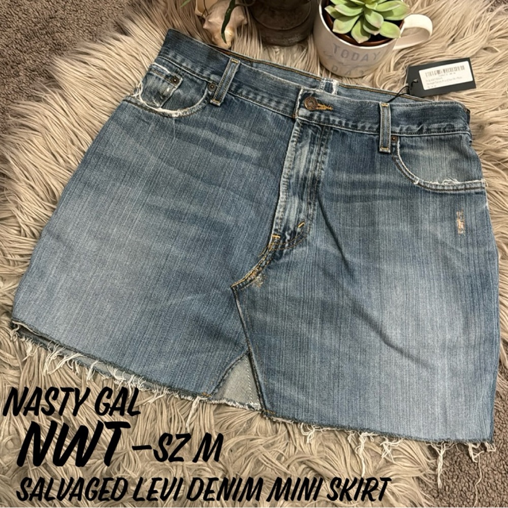 NWT Nasty Gal Salvaged Levi Denim Mini Skirt-Sz M-Cotton-Raw Hem-sourced 527